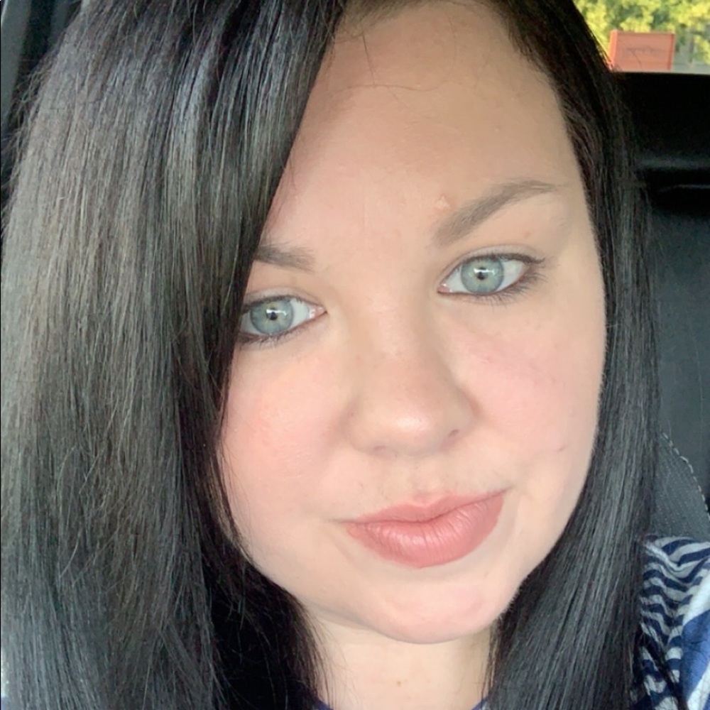 Meet your Posher, Sara